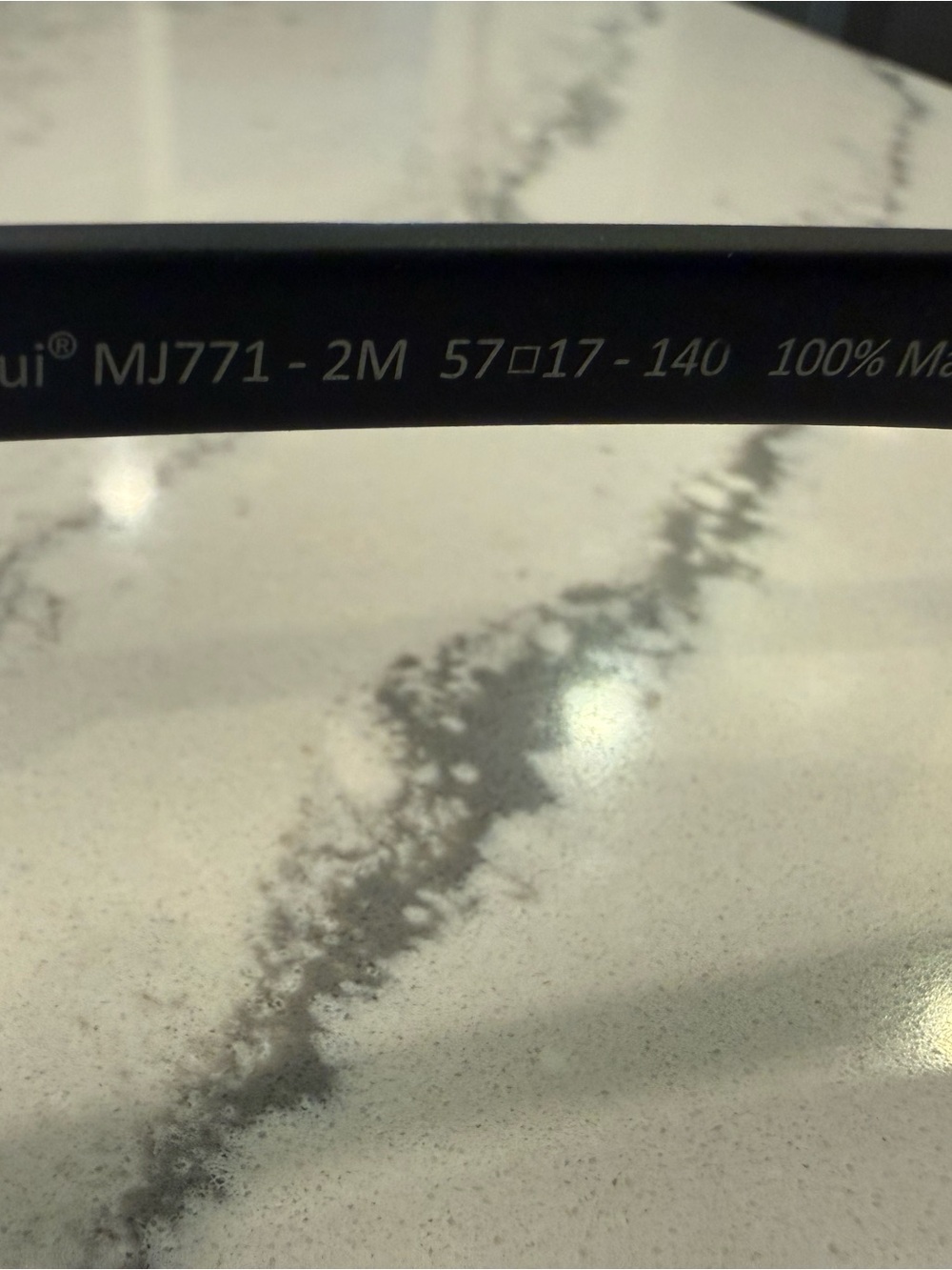 Maui Jim Black Sunglasses Temple Arm with White Marking - Picture 3 of 3